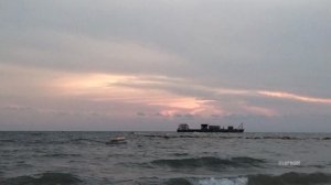 просто серая акварельность заката. с розовым