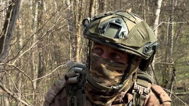 Расчеты БпЛА самолетного типа «Молния-2» уничтожили укреплённые позиции в Сумской области