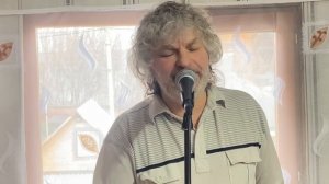 Март и вода.