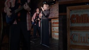 группа ДИСКОБАР КОНЦЕРТ Живой звук Потерянный мир Певица Люба Гусева Слова и музыка Сергея Туманова