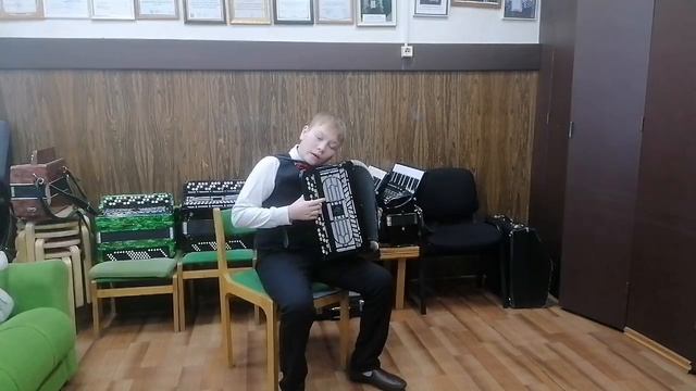 Таран Андрей 
Л. Феррари 