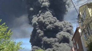 Катастрофа в Туапсе! Выброс нефтепродуктов из резервуара произошел на горящем НПЗ