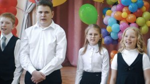 Сценки на уроке математики и хорошая песня от выпускников, школьные новости