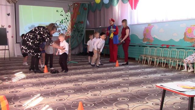 Художница весна-праздник в старшей логопедической группе Росинки