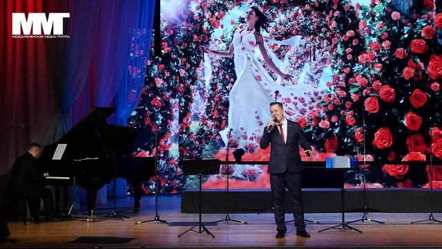 В Дк Распадский прошел концерт Триумф