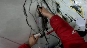 Купил заброшенный дом в деревне ! Он умер . Сантехника готова ! №34