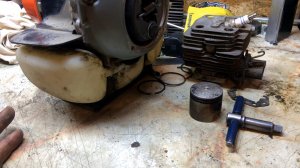 Залёгшие кольца шикарный повод купить  стартер и три карбюратора!)