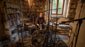 04. Drums: Adding Samples, Quantization, Notch EQ, Distortion, Compression