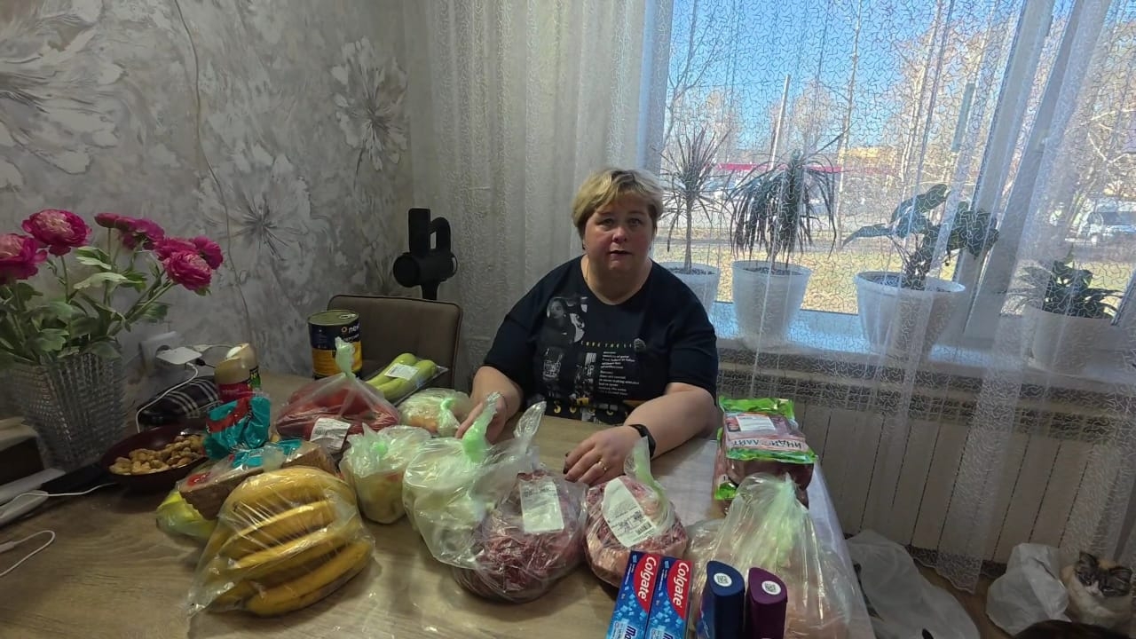 Наши покупки в магазине и цены на них. Крутим фарш и делаем бастурму.