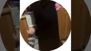 Вы поняли это видео?) Он говорит отвернись и напевай песню, а я буду в тебя стрелять в это время