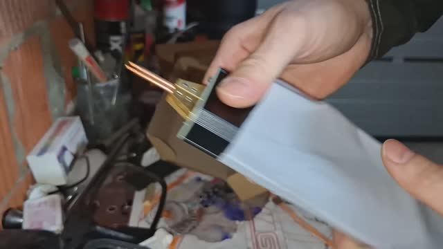 Купил дешевый портативный аппарат для точечной сварки литиевых батарей из Китая.