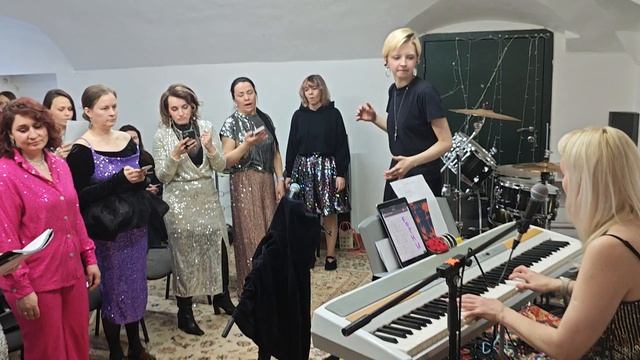 Корни - Наперегонки с ветром (под клавиши) | Хор #8Герц