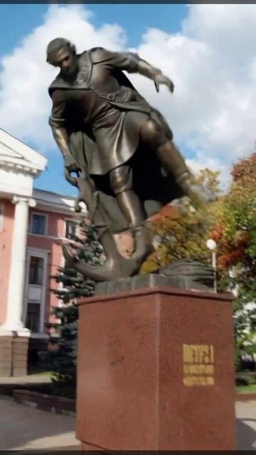 Пётр 1 танцует