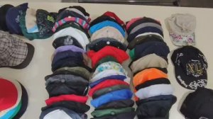 Лот 128 Кепки Германия КРЕМ+ЭКСТРА 1380р_кг 6,3кг 88ед