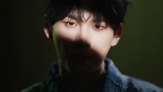 YAOCHEN выпустил новую песню «ROLL THE DICE», написанную, сочинённую и спродюсированную #BangChan