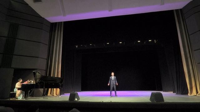 Ария Калафа из оперы Дж. Пуччини Турандот. Исполняет Олег Баташёв за роялем Татьяна Уваркова