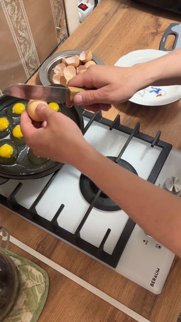 Без ГМО . #яйцо #домашнее #своё