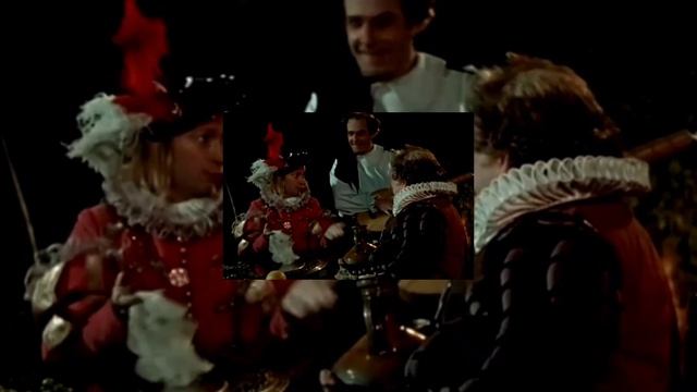  Улыбайтесьгоспода!