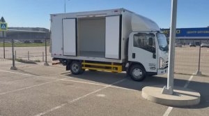 ISUZU Elf изотермический фургон категории «В»