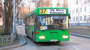 Автобус Екатеринбурга Mercedes-Benz O405N № У 780 РО 96 маршрут 90 следует по улице Генеральская