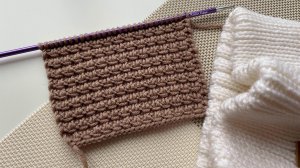 Стильный простой узор с протяжками