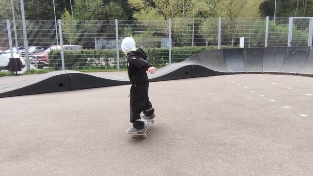 снова скейтборд