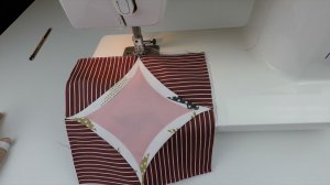 Изумительный блок для пэчворка Кафедральное окно. Лоскутное шитьё для новичков.