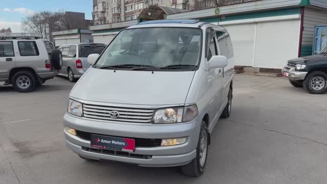 TOYOTA HIACE REGIUS смотреть онлайн