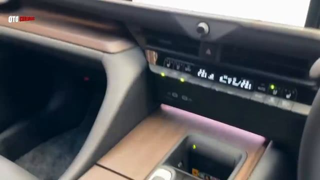 New 2024 Toyota Crown Sedan _ Exterior And Interior