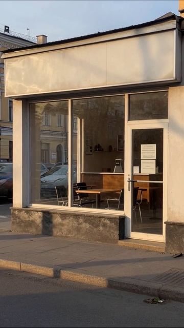 Закрытые двери: пустота на улице пустота депрессия безнадега