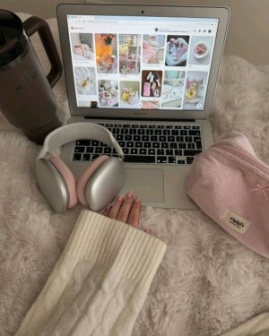 показываю все свои вязаные вещи !