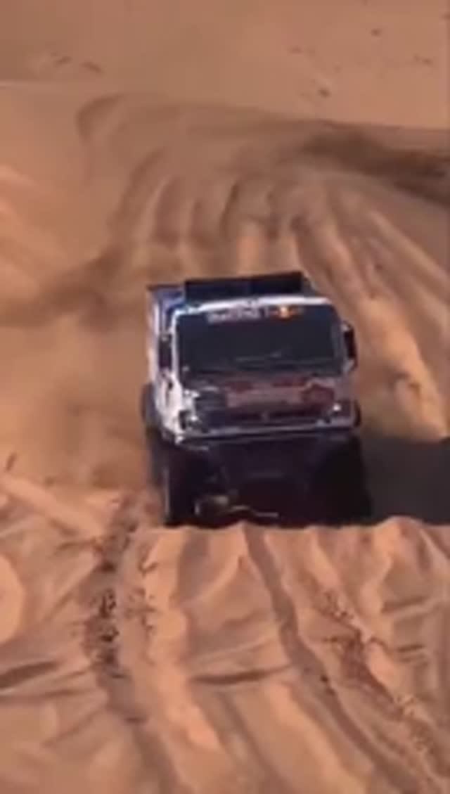 КАМАЗ-мастер Русский тигр в гонке Дакар