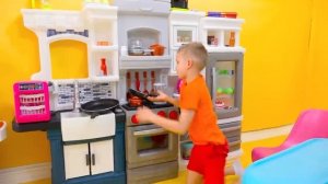 Влад и Никита превращаются в супергероев