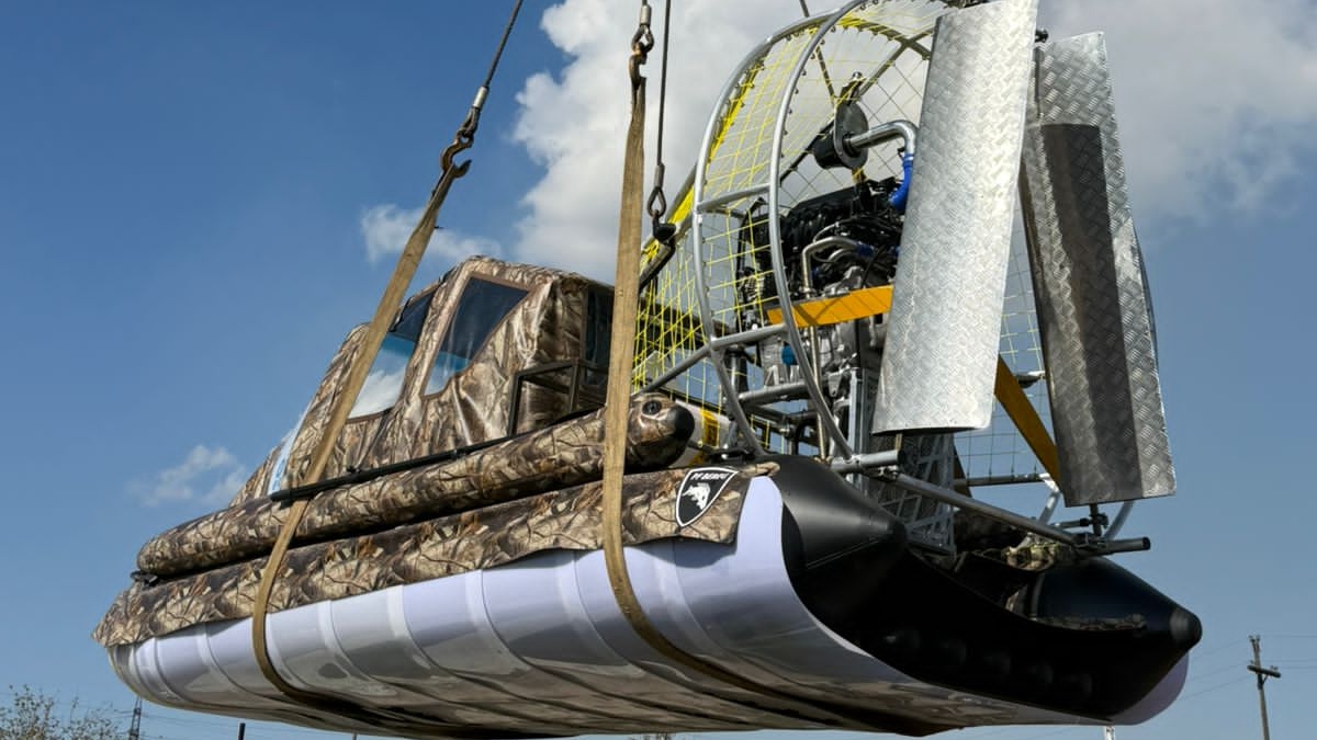 Установка ремонтного баллона на Аэролодке