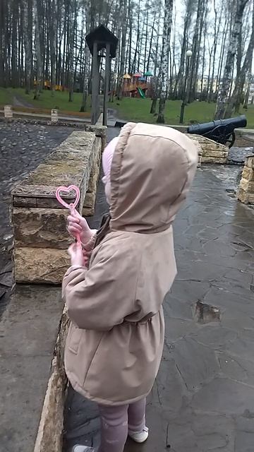 В детском парке Новомосковска с внучкой Ярославой ❤️