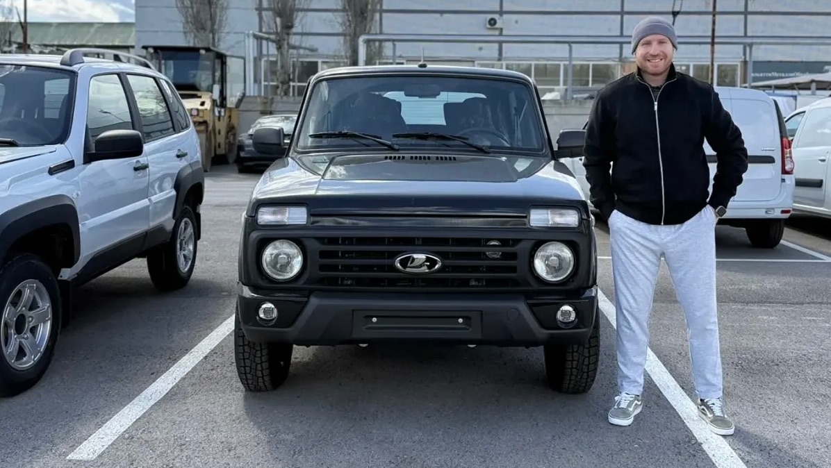 Что входит в комплектацию Лайф Niva Travel и почем он! Так же стоимость Black Niva