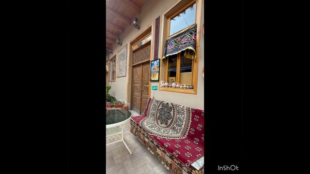 Обалденно вкусный плов и очень атмосферное кафе. Самарканд