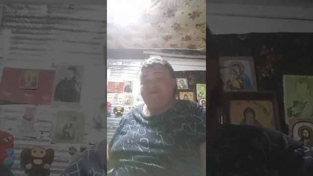 здеся света кушает пасматри 