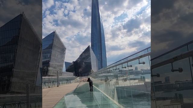 Гуляем по набережной Лахтацентра