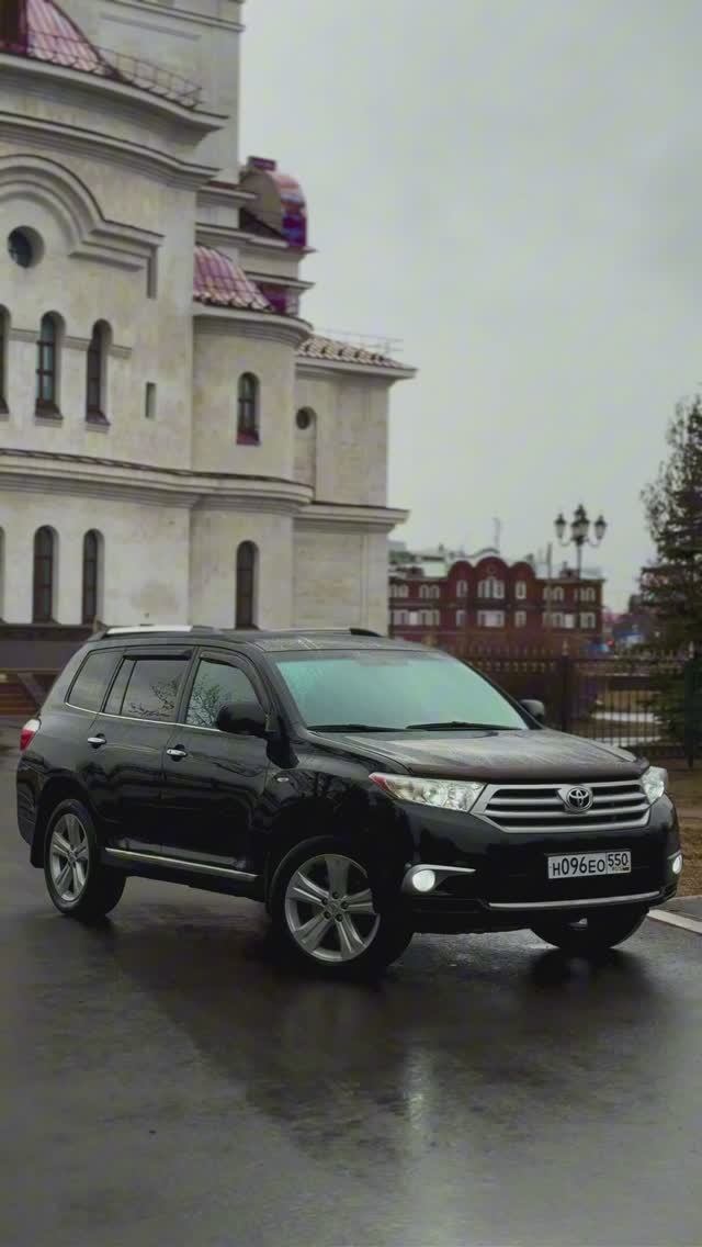 TOYOTA HIGHLANDER 2012 смотреть онлайн