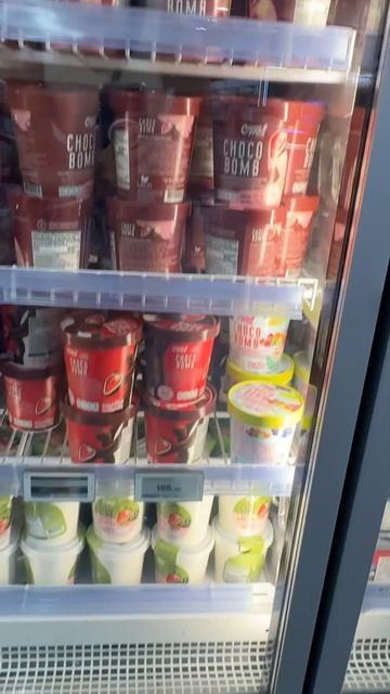 В Паттайе появилась замороженная клубника в шоколаде