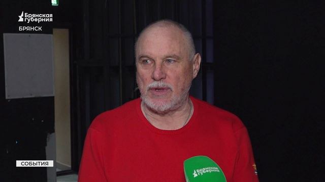 Этнограф Сергей Старостин исполнил эталонные народные песни на брянской сцене