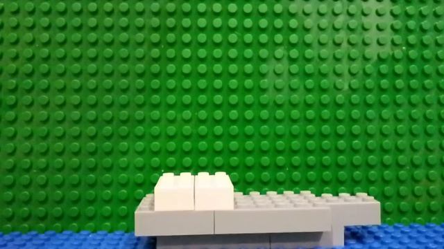 кораблик из лего