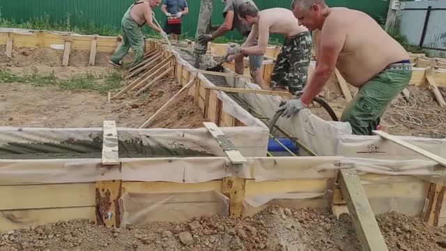 Фундамент для дома, как это было, лето 2022 года.