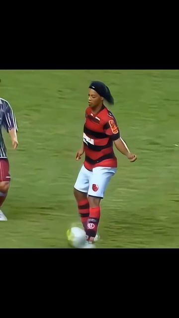 Навыки и голы Роналдиньо