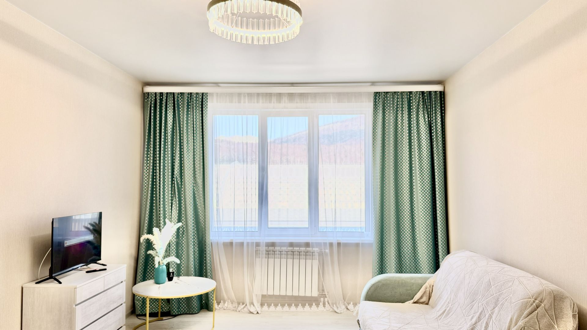 Больничная 2к8 Рента 65. Квартиры посуточно в Южно-Сахалинске