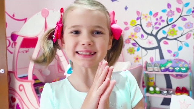 Катя и история про платья