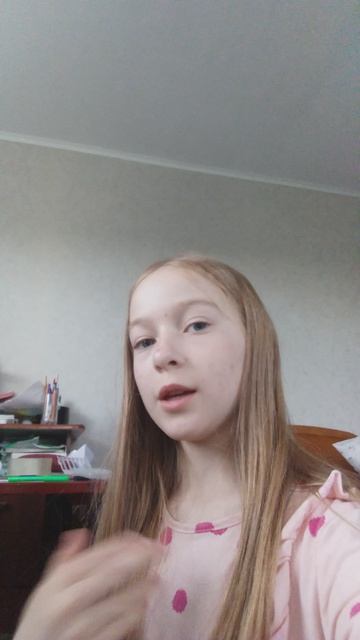 когда на моём канале наберётся 500 просмотров я запишу собственную песню с клипом!!!!!!!!!!!!!!!!!!!