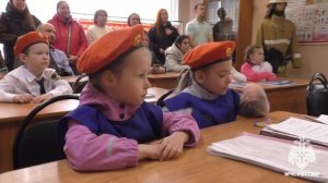 🕊В Орле сотрудники МЧС России почтили память погибших коллег