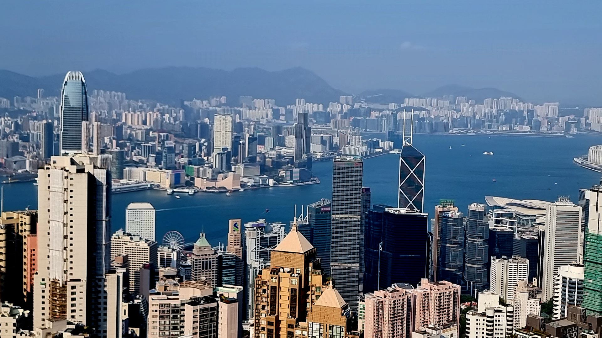 ПЕРВЫЙ РАЗ В ГОНКОНГЕ  «Благоухающая гавань» КАНАЛ МОСКОВИТ TV-MIX